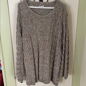 Women's Cable Knit Sweater - Green